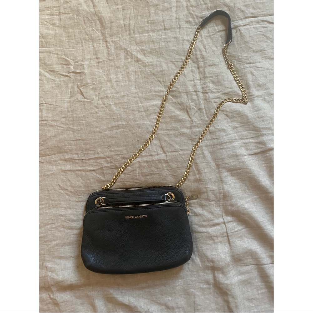 Vince Camuto Leather Crossbody Bag (black)